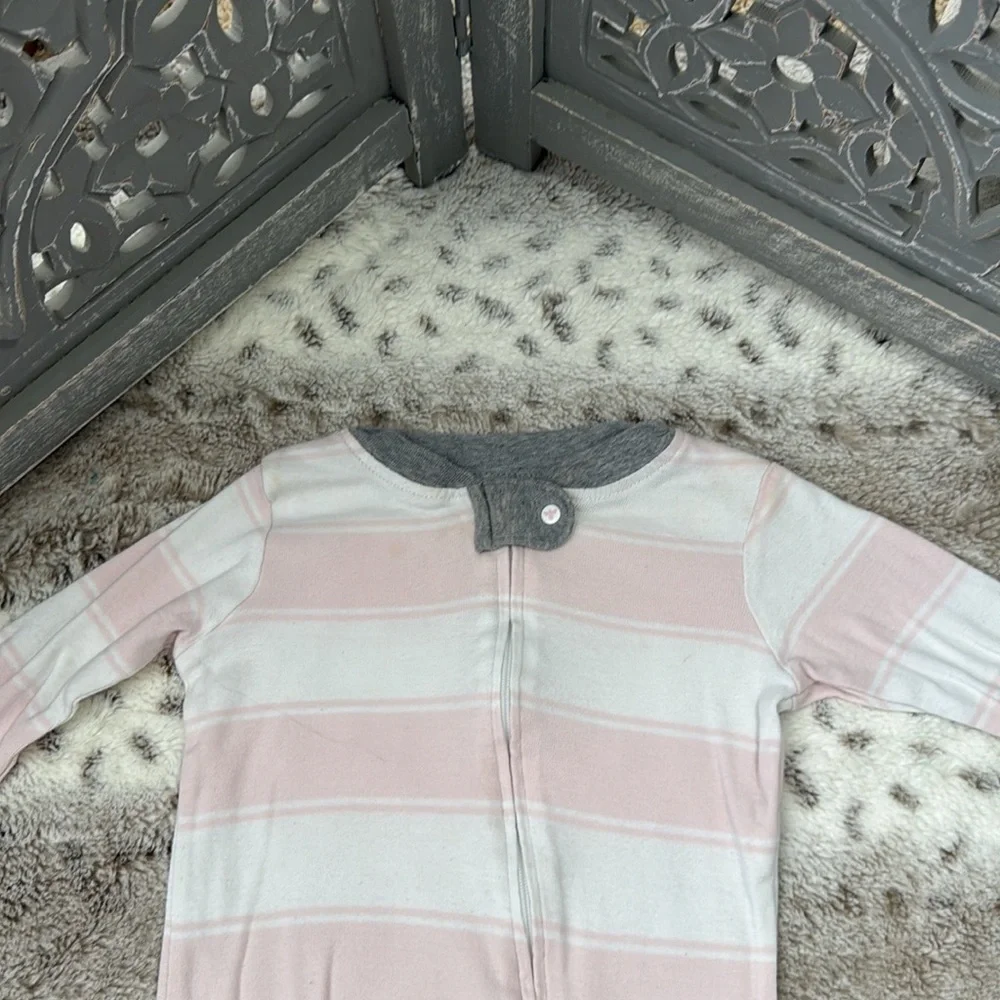 Burt’s Bees Baby Dottie pajamas baby girls 6-9 months pastel pink white stripes
